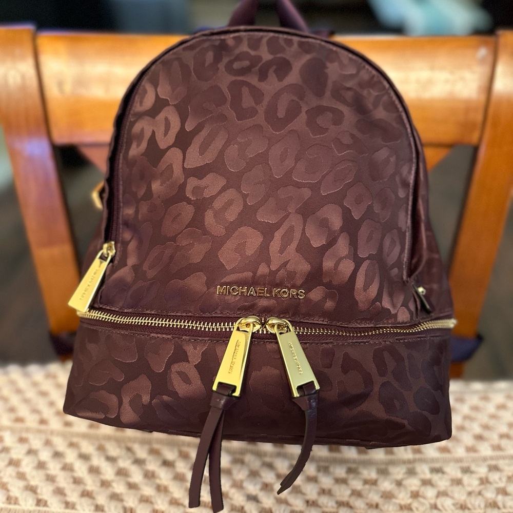 NWOT Michael Kors Purple Tonal Leopard Rhea Backpack